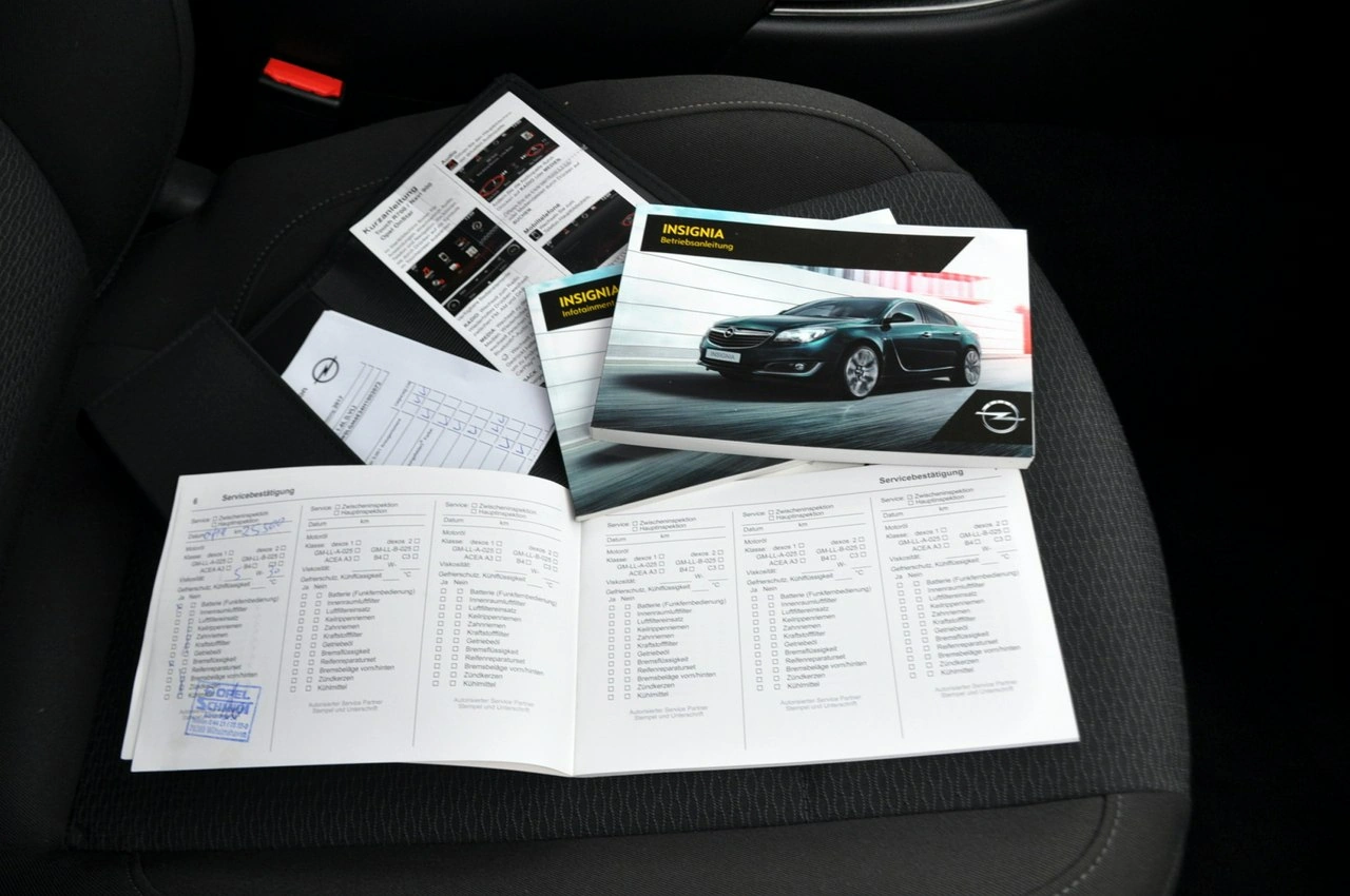 Opel Insignia - Zdjęcie 39