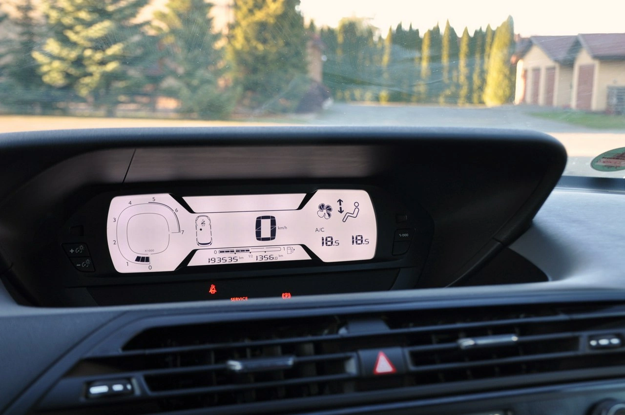 Citroën C4 Grand Picasso - Zdjęcie 31