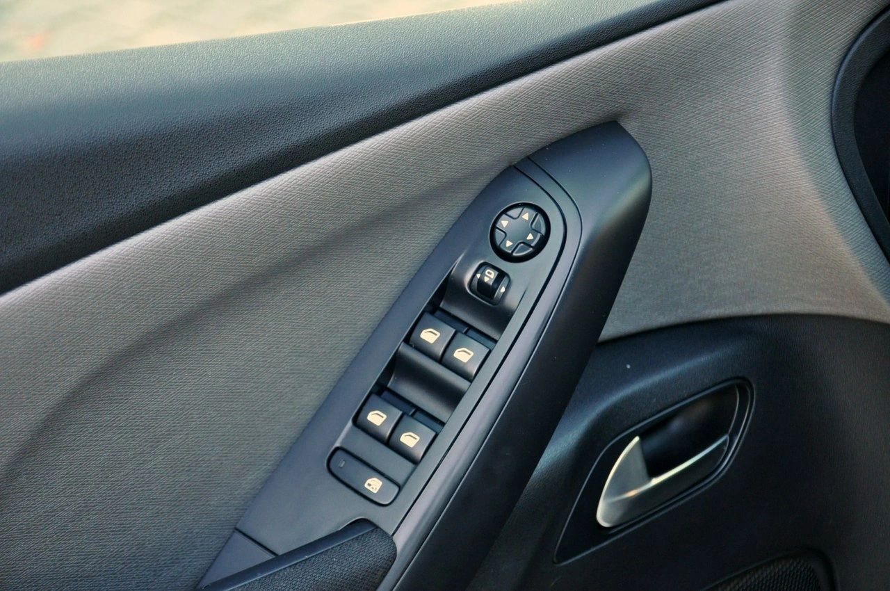 Citroën C4 Grand Picasso - Zdjęcie 36