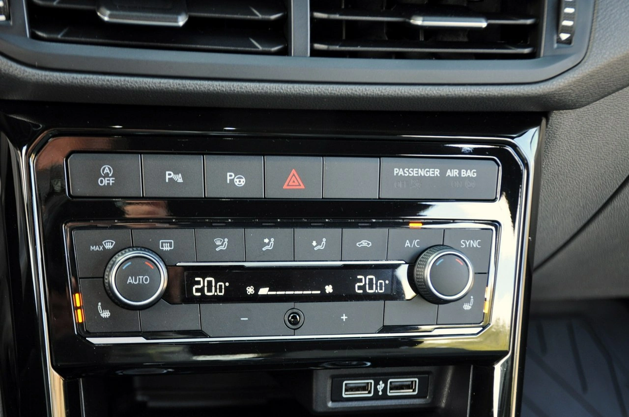 Volkswagen T-Cross - Zdjęcie 34