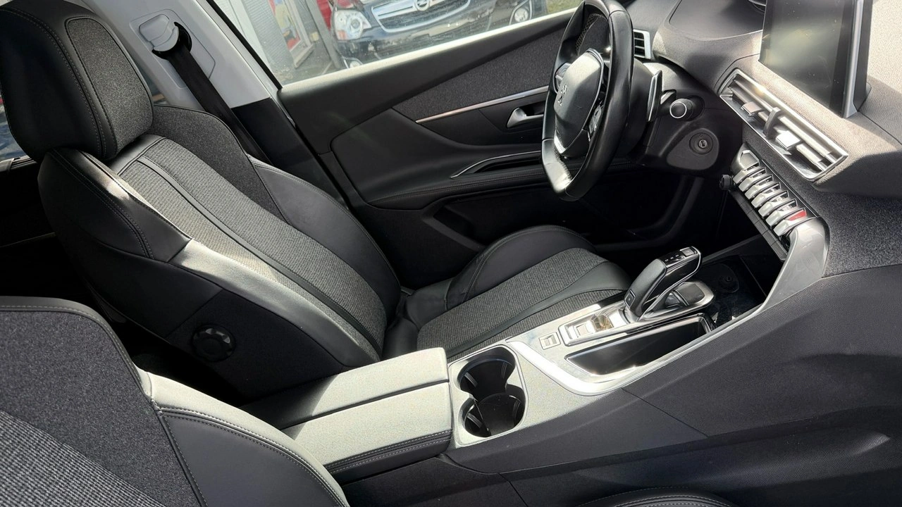 Peugeot 5008 - Zdjęcie 15