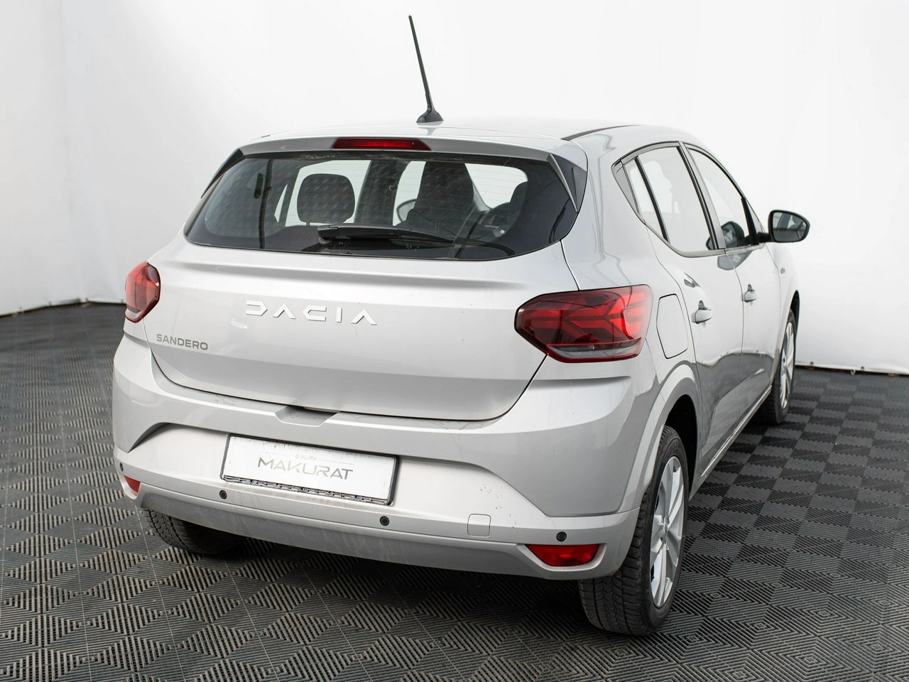 Dacia Sandero - Zdjęcie 4