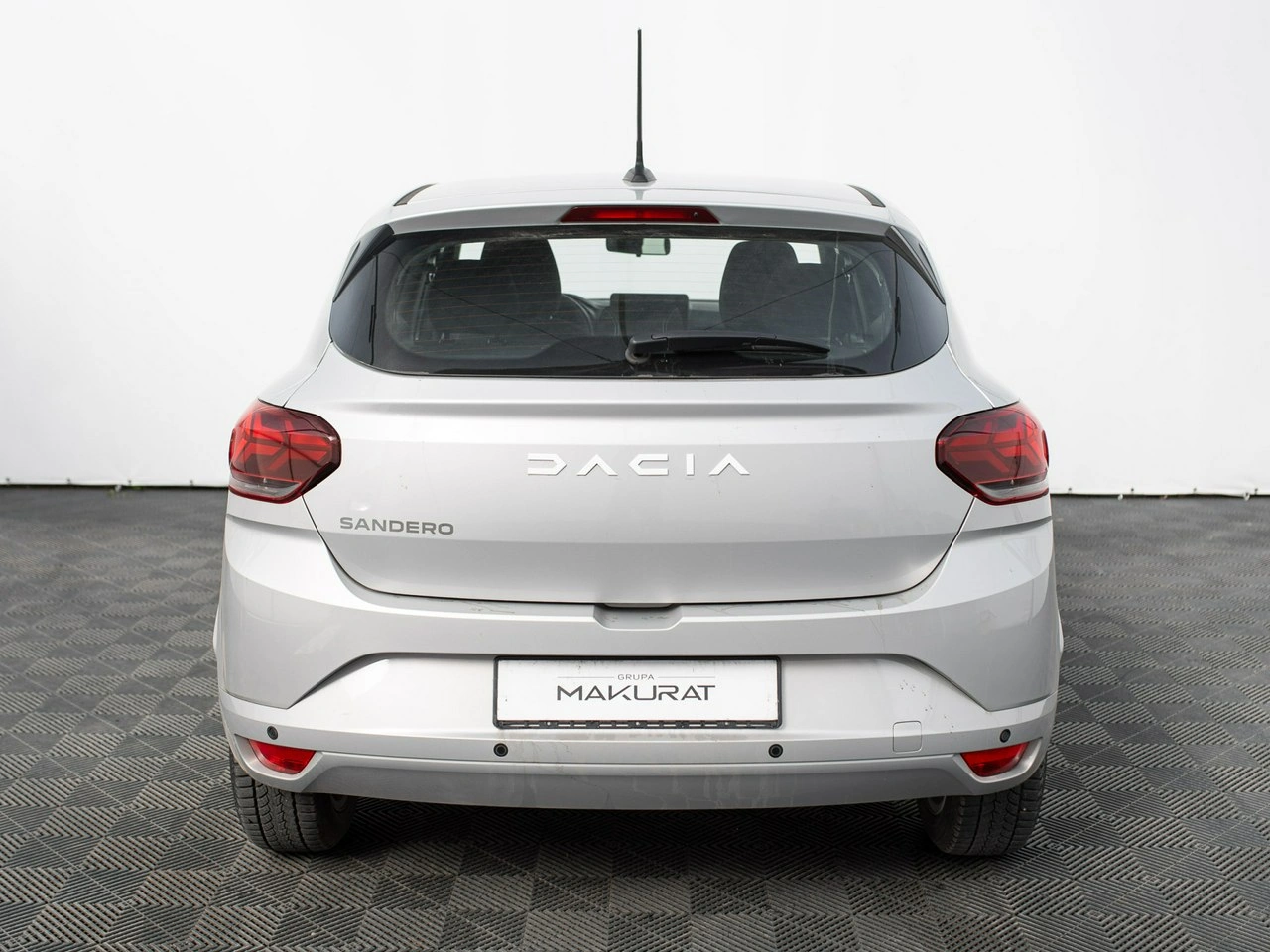 Dacia Sandero - Zdjęcie 8