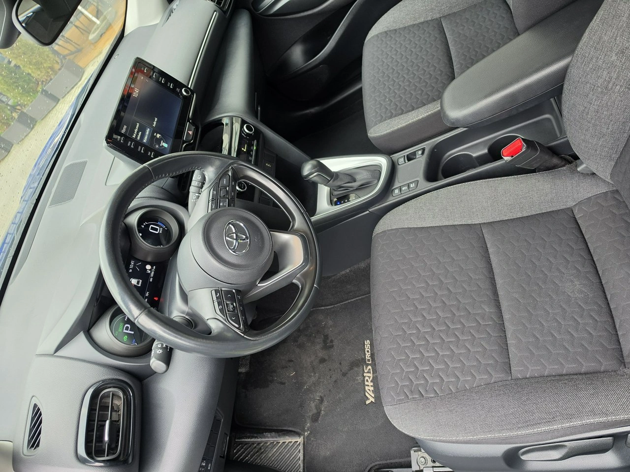 Toyota Yaris Cross - Zdjęcie 14