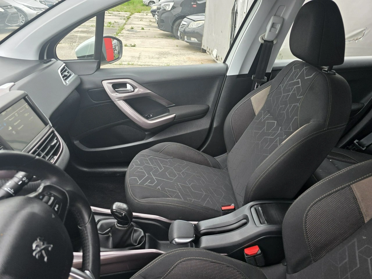 Peugeot 2008 - Zdjęcie 10