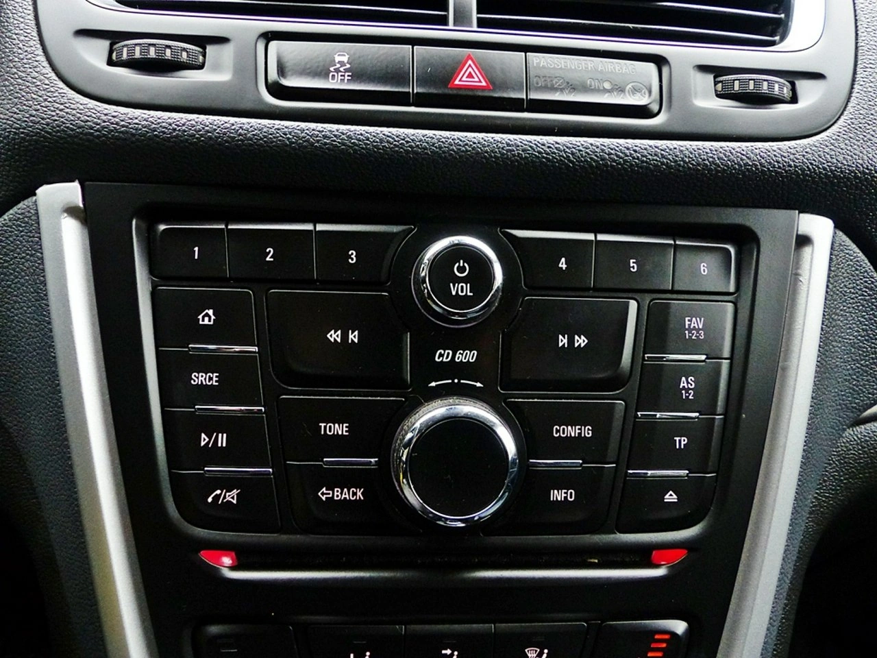 Opel Mokka - Zdjęcie 31