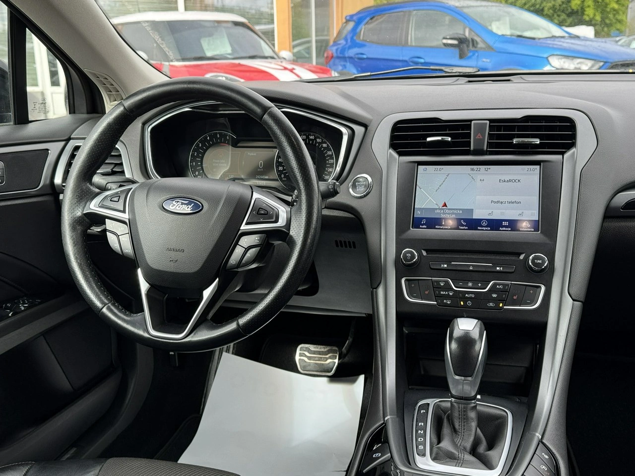 Ford Mondeo SW - Zdjęcie 23
