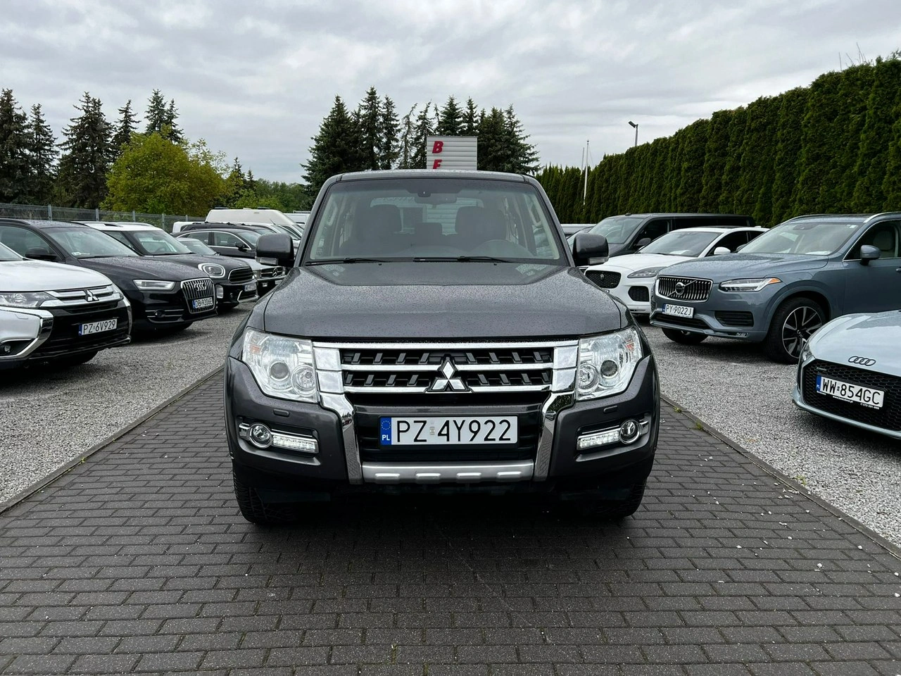 Mitsubishi Pajero - Zdjęcie 1