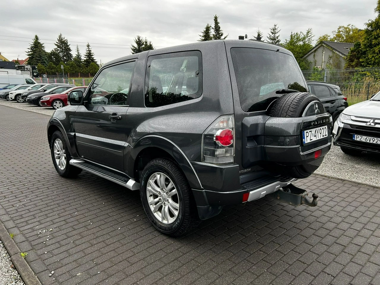 Mitsubishi Pajero - Zdjęcie 3