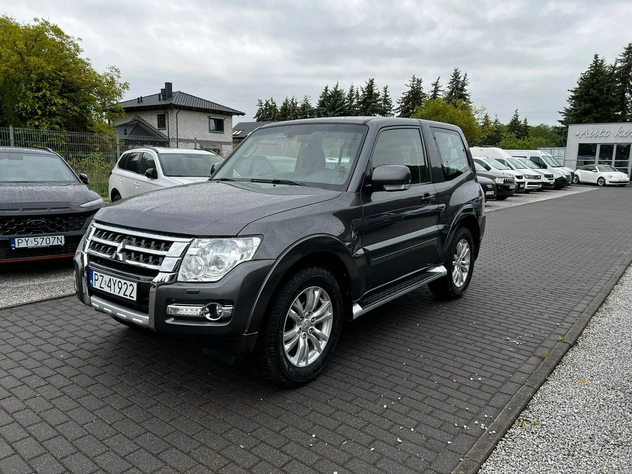 Mitsubishi Pajero - Główne zdjęcie
