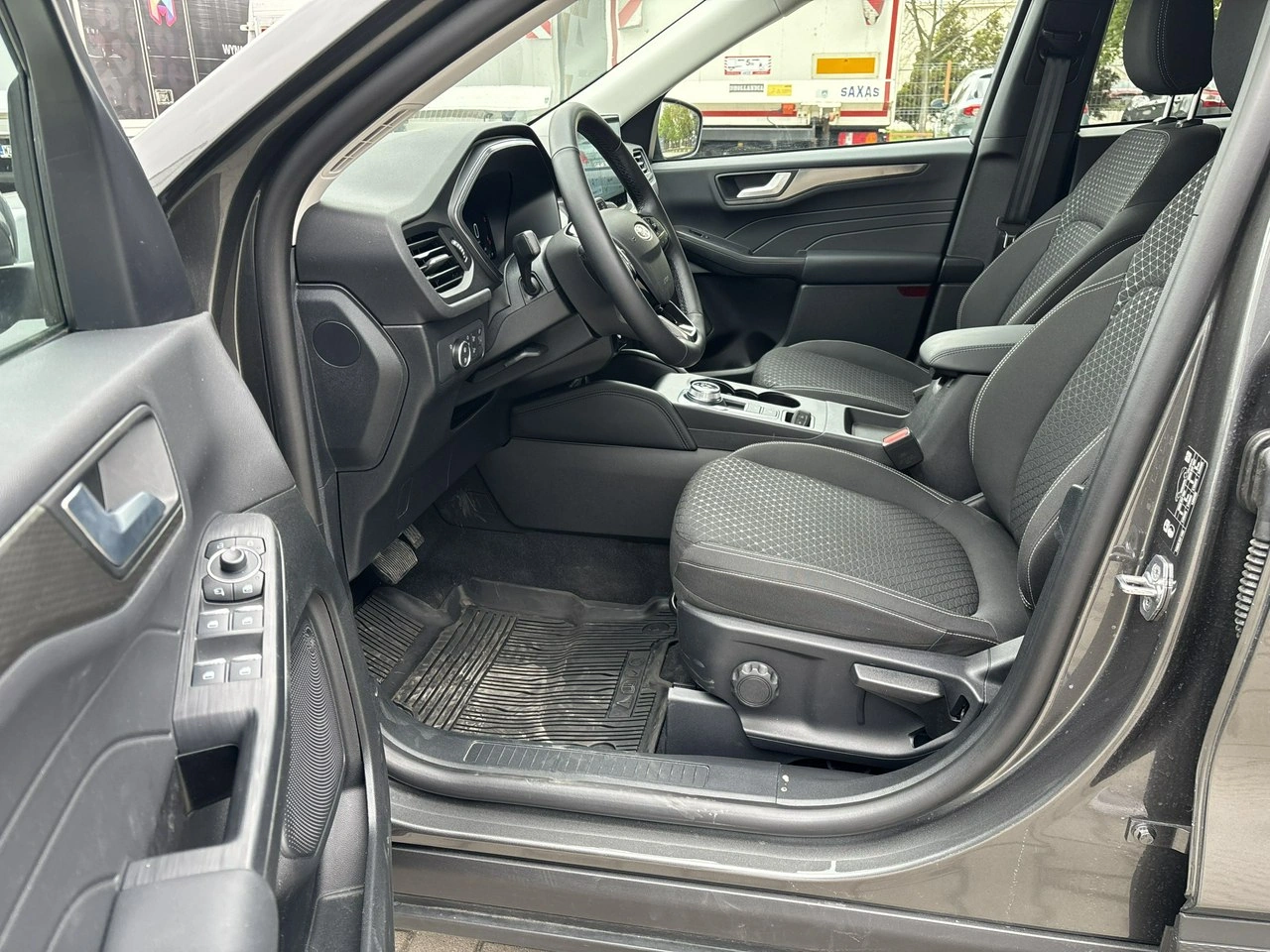 Ford Kuga - Zdjęcie 10