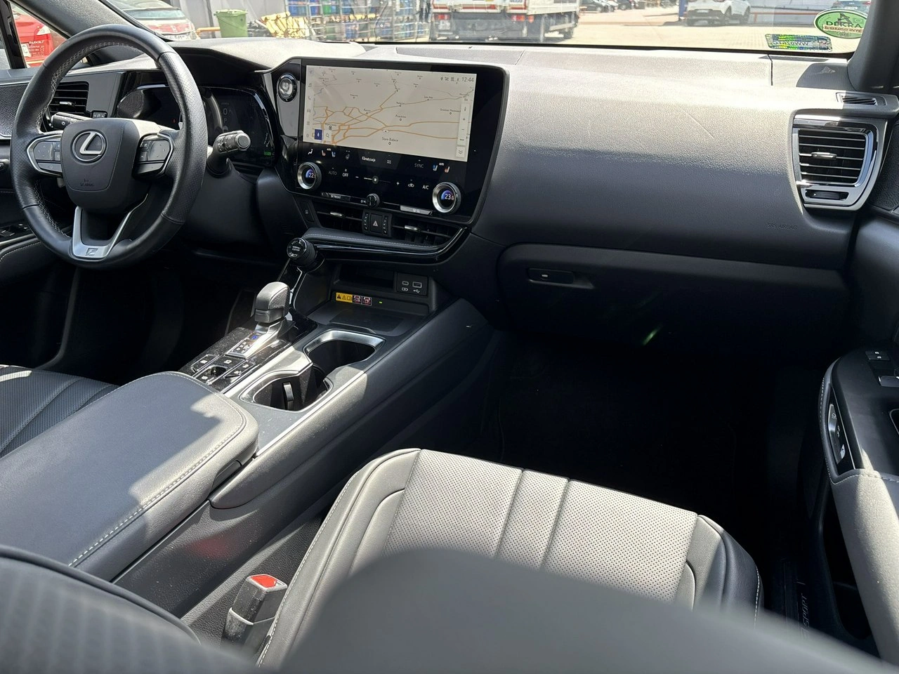 Lexus NX - Zdjęcie 18