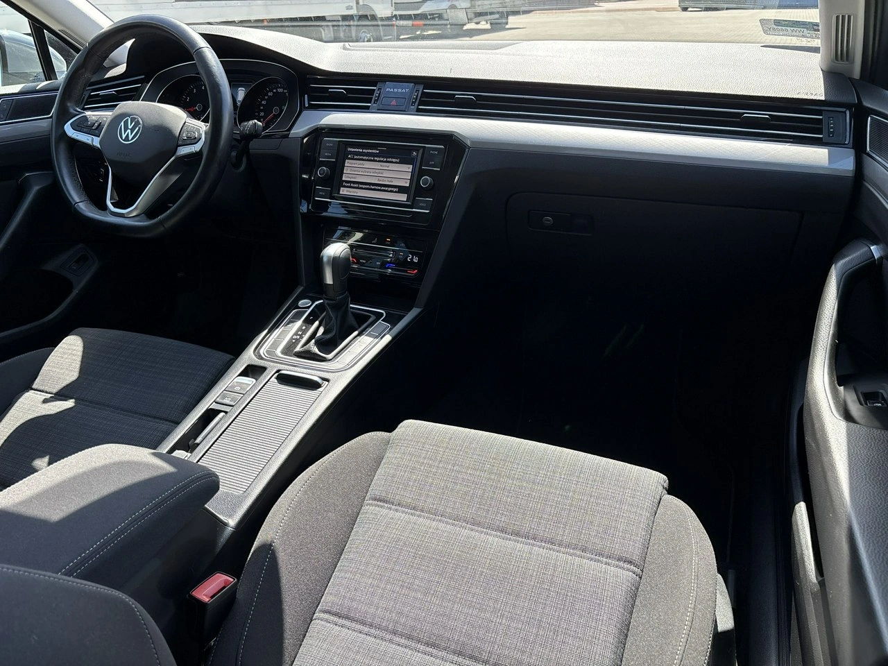 Volkswagen Passat - Zdjęcie 15