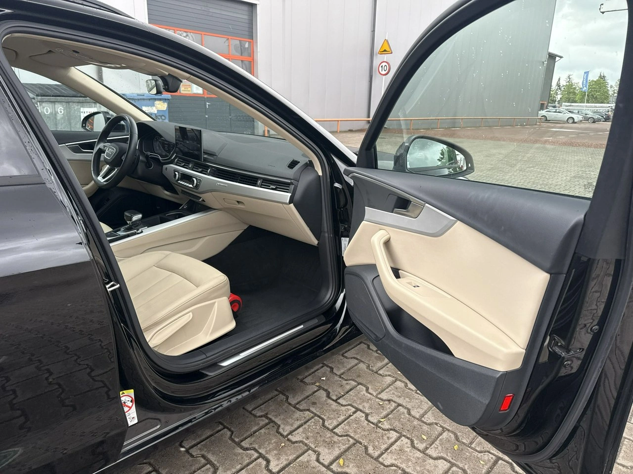 Audi A4 - Zdjęcie 19