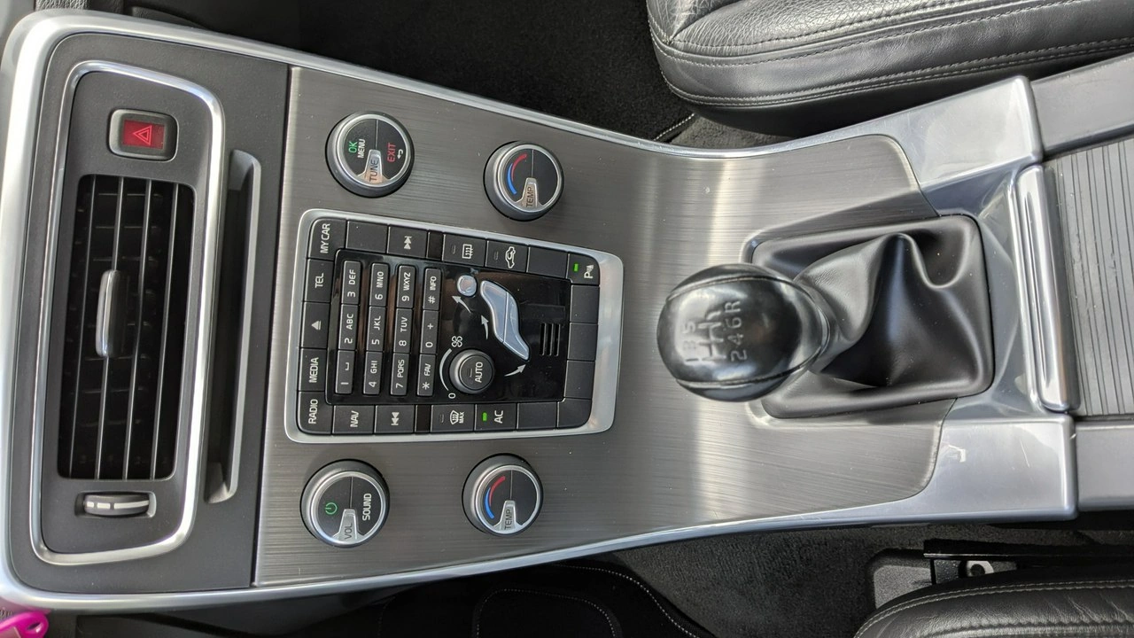 Volvo S60 - Zdjęcie 25