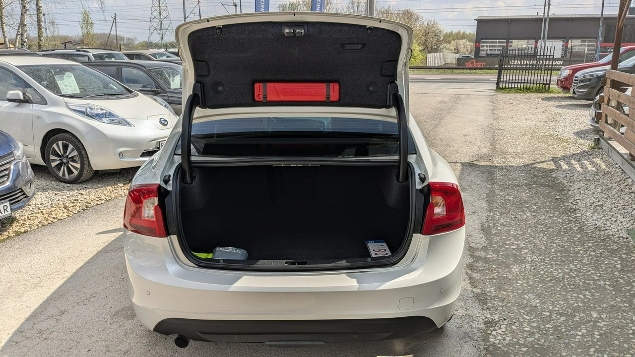 Volvo S60 - Zdjęcie 31