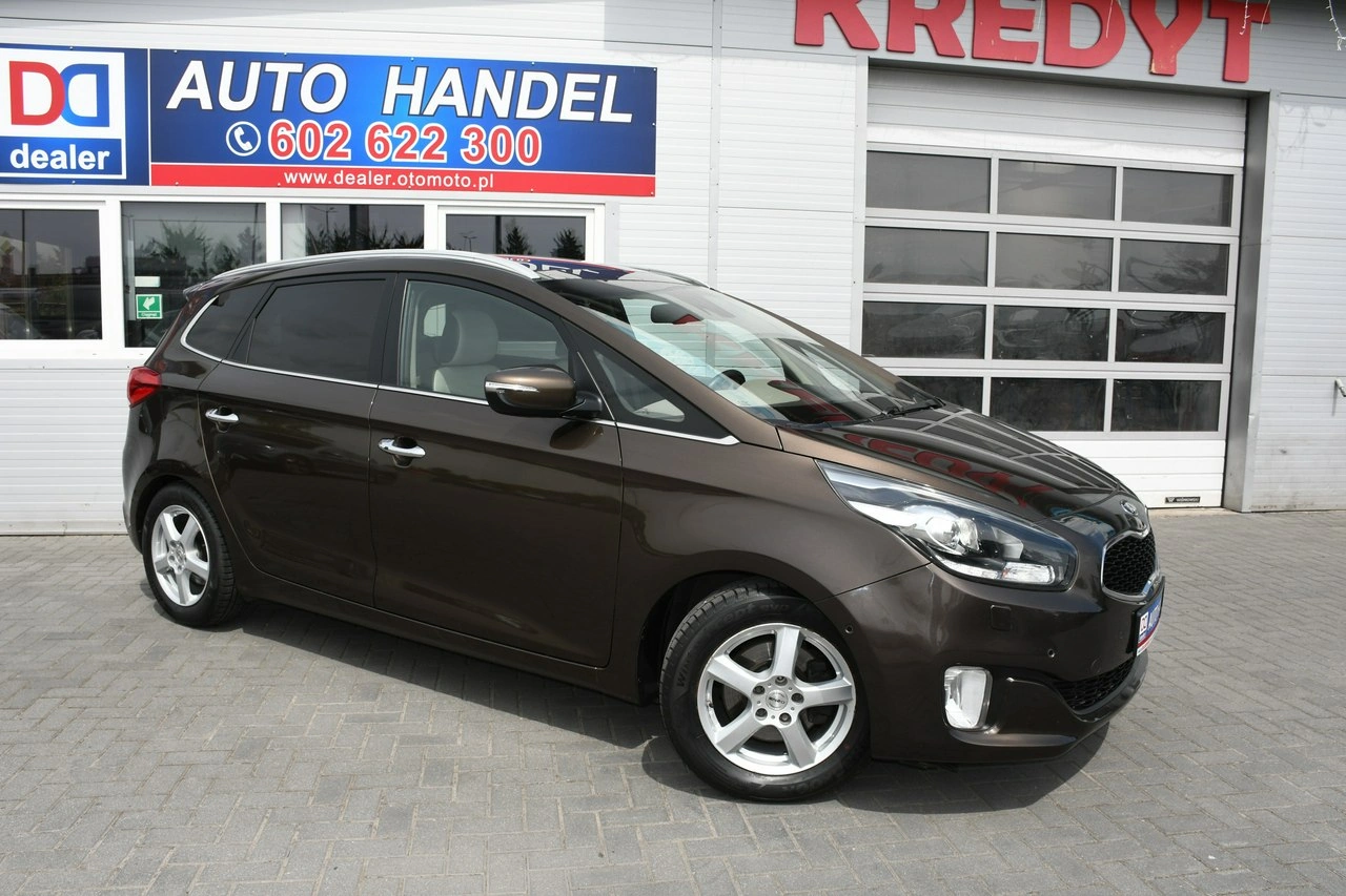 Kia Carens - Zdjęcie 9
