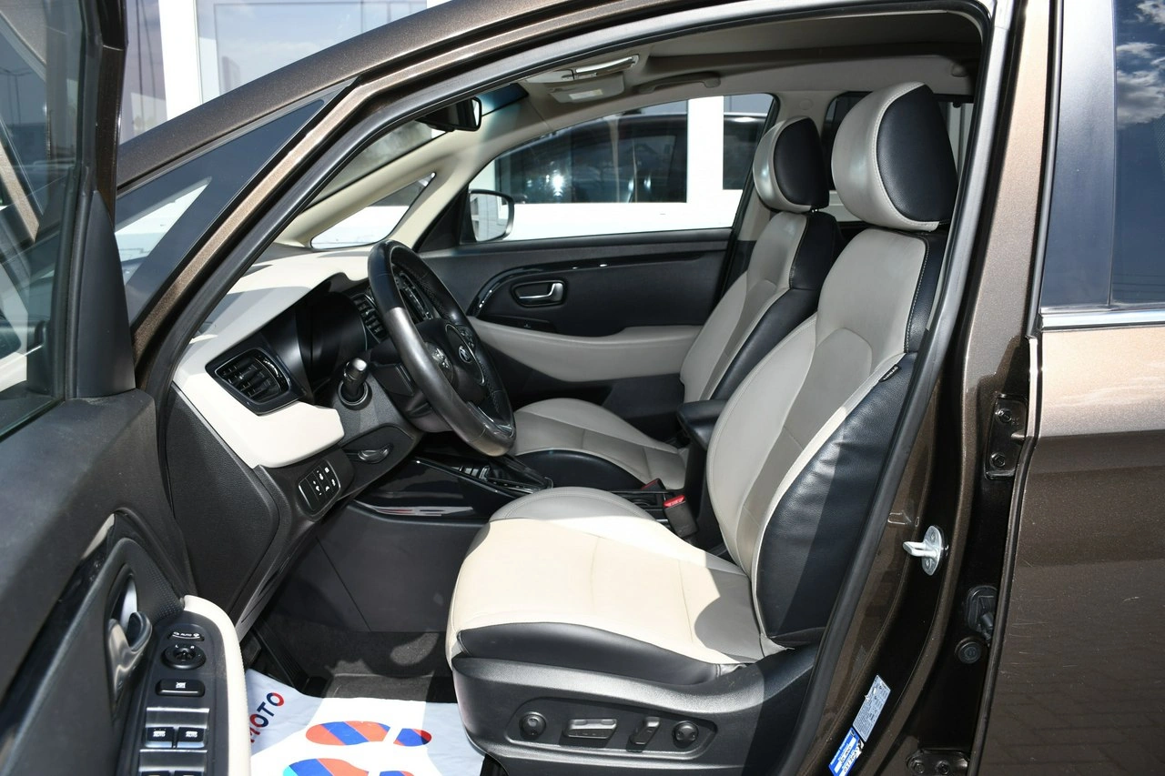 Kia Carens - Zdjęcie 18
