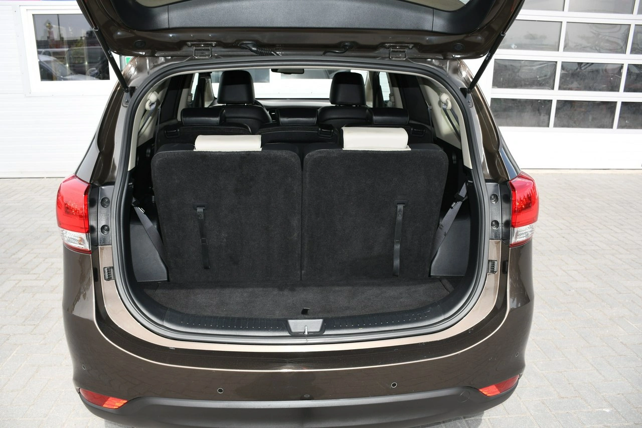 Kia Carens - Zdjęcie 36