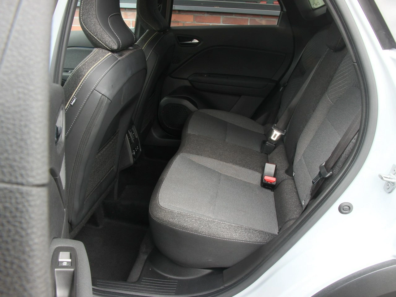 Renault Captur - Zdjęcie 9