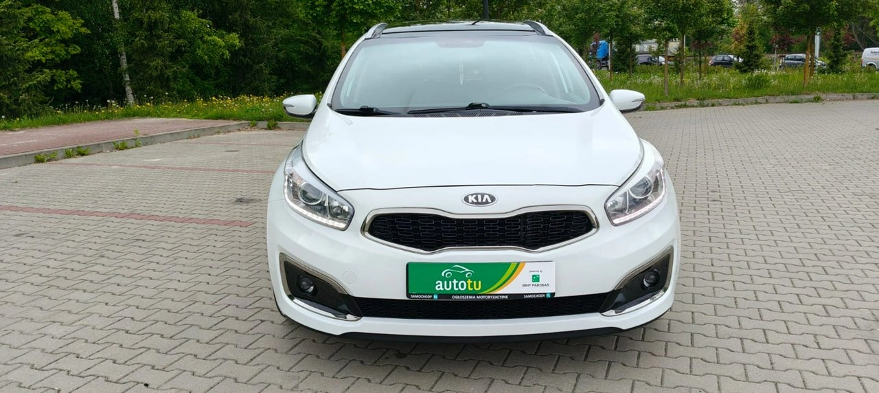 Kia Ceed - Zdjęcie 15