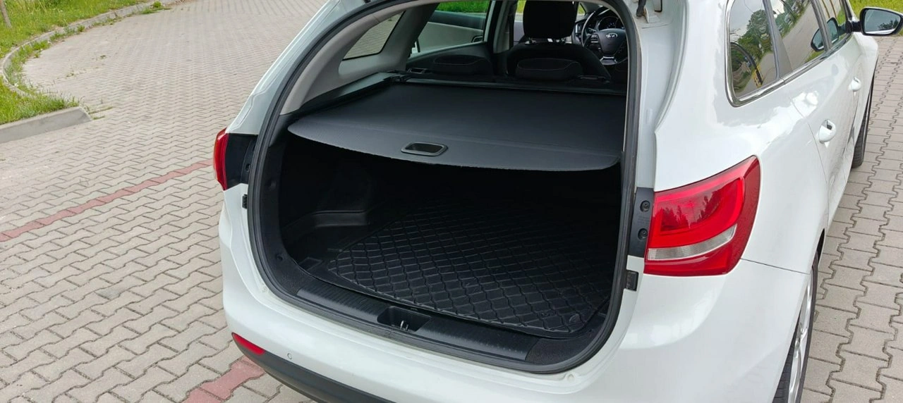 Kia Ceed - Zdjęcie 22