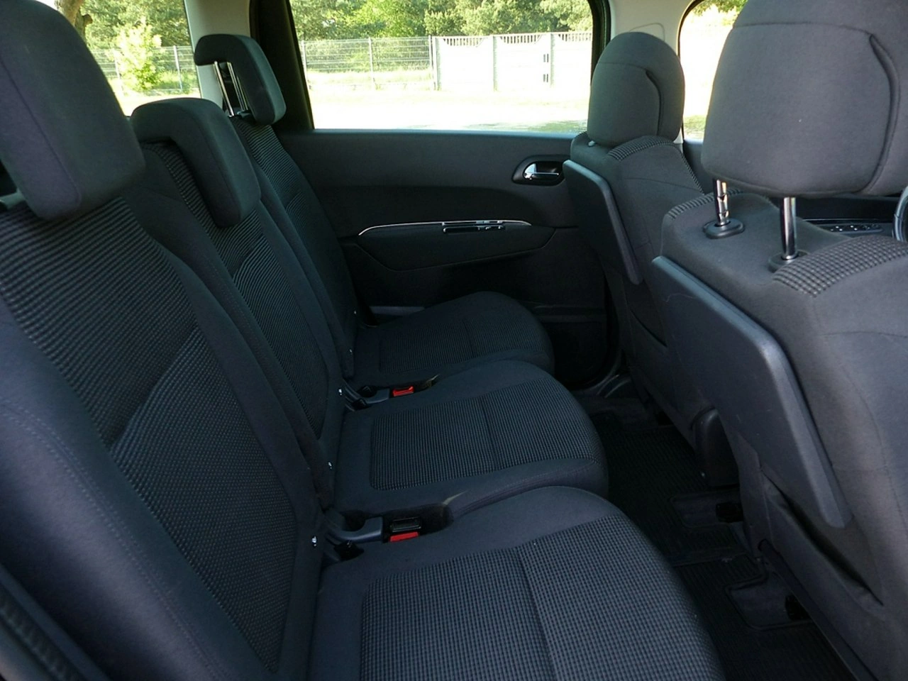 Peugeot 5008 - Zdjęcie 23