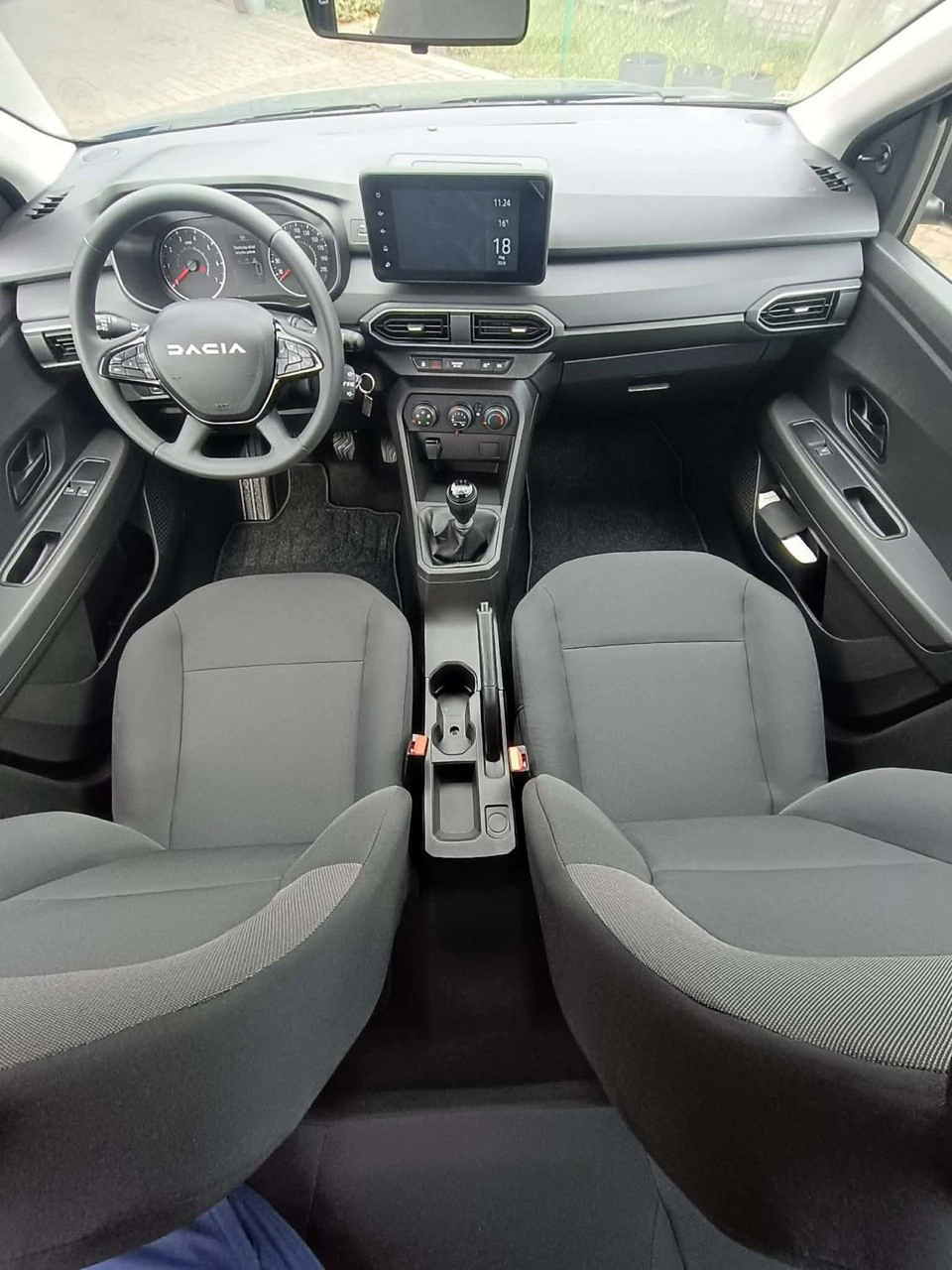 Dacia Sandero - Zdjęcie 12