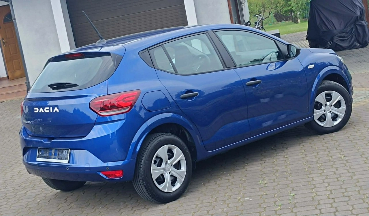 Dacia Sandero - Zdjęcie 2