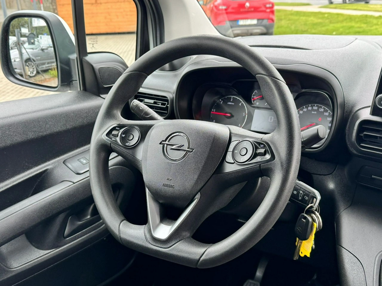 Opel Combo - Zdjęcie 17