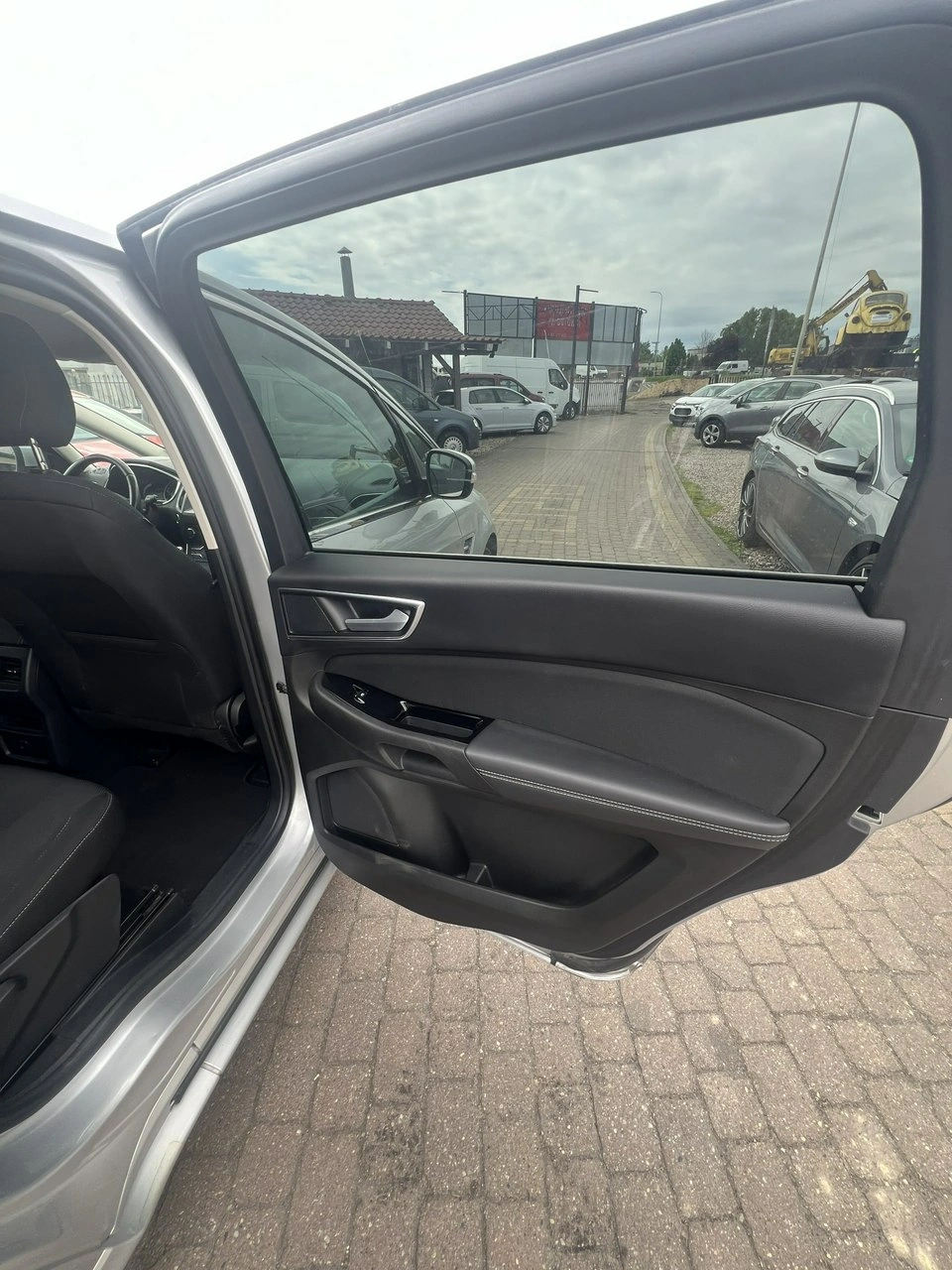 Ford S-Max - Zdjęcie 8