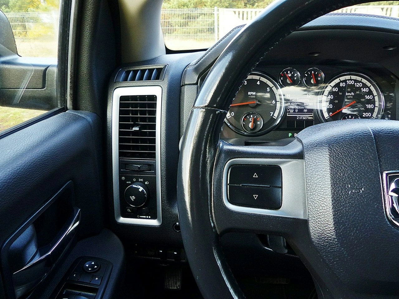 RAM 1500 - Zdjęcie 31