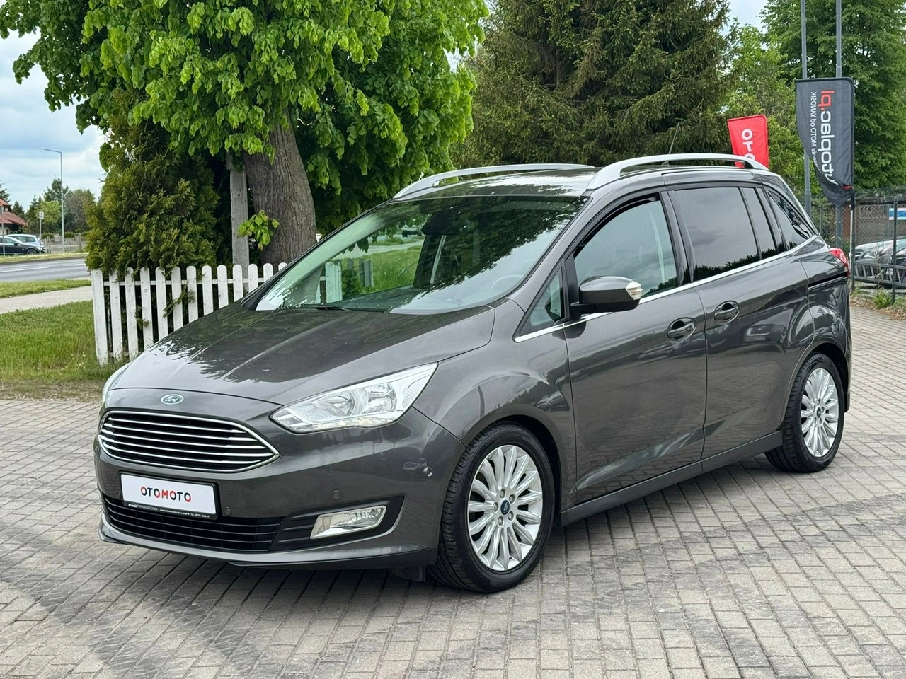 Ford Grand C-MAX - Główne zdjęcie