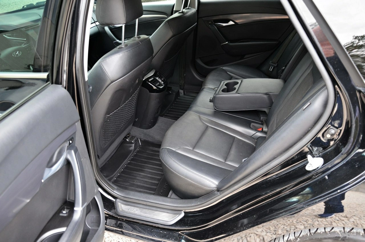 Hyundai i40 - Zdjęcie 30
