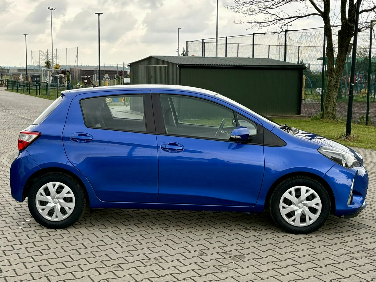 Toyota Yaris - Zdjęcie 6