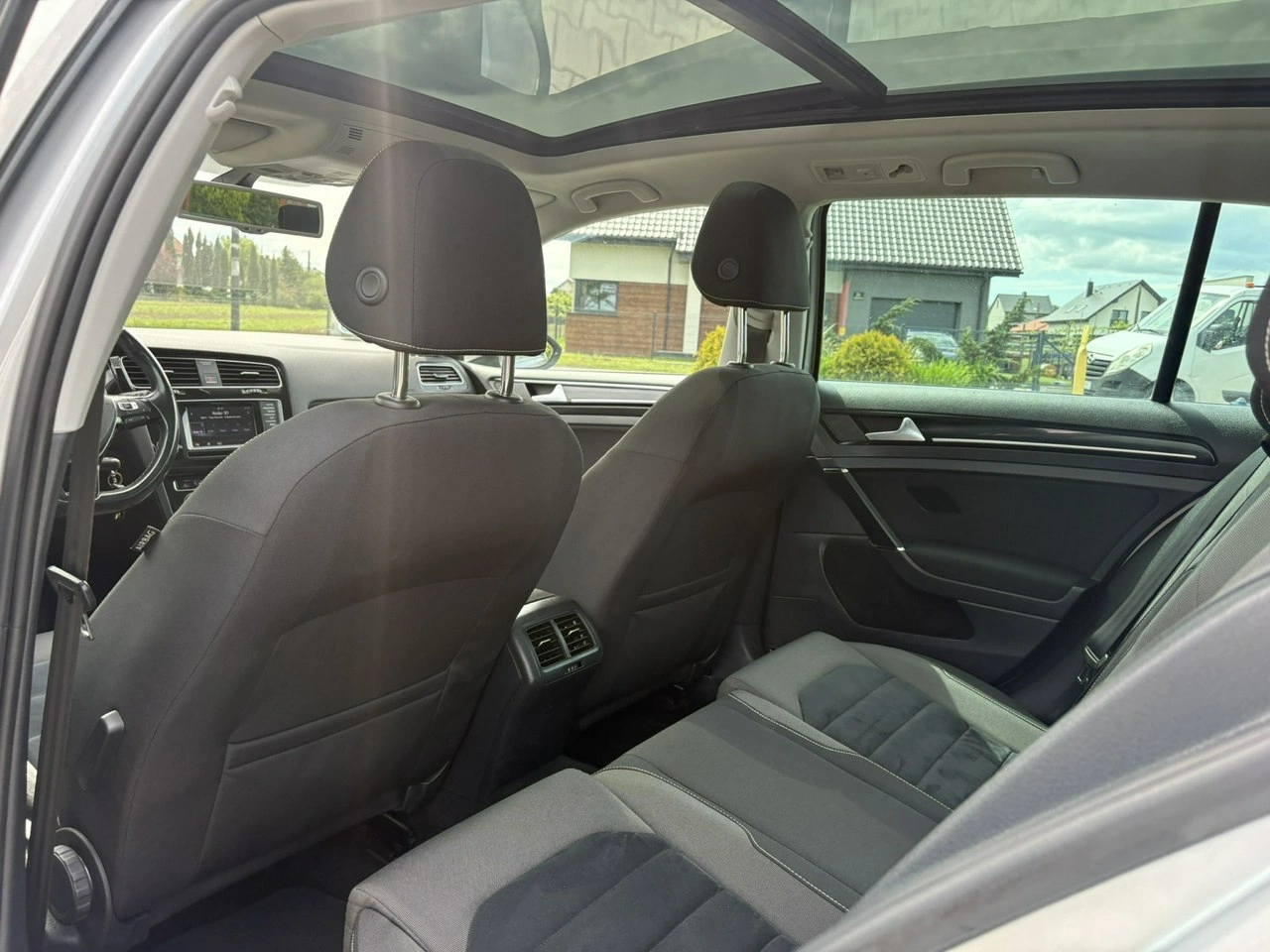 Volkswagen Golf Variant - Zdjęcie 9