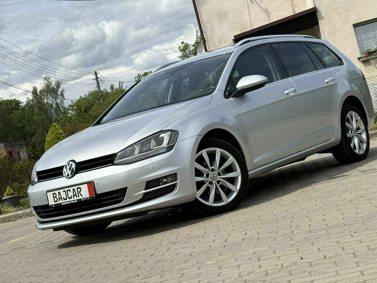 Volkswagen Golf Variant - Główne zdjęcie