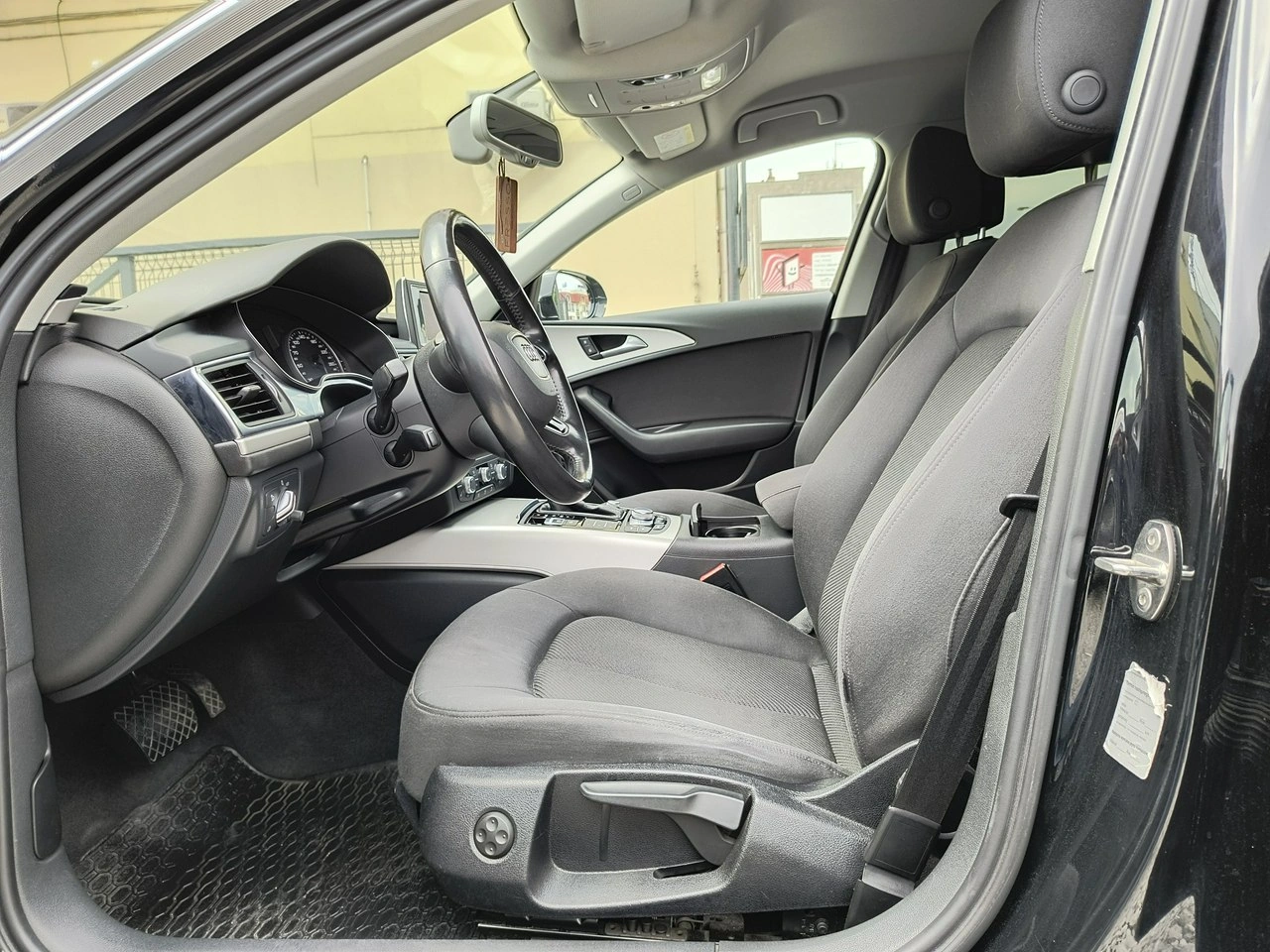 Audi A6 - Zdjęcie 7