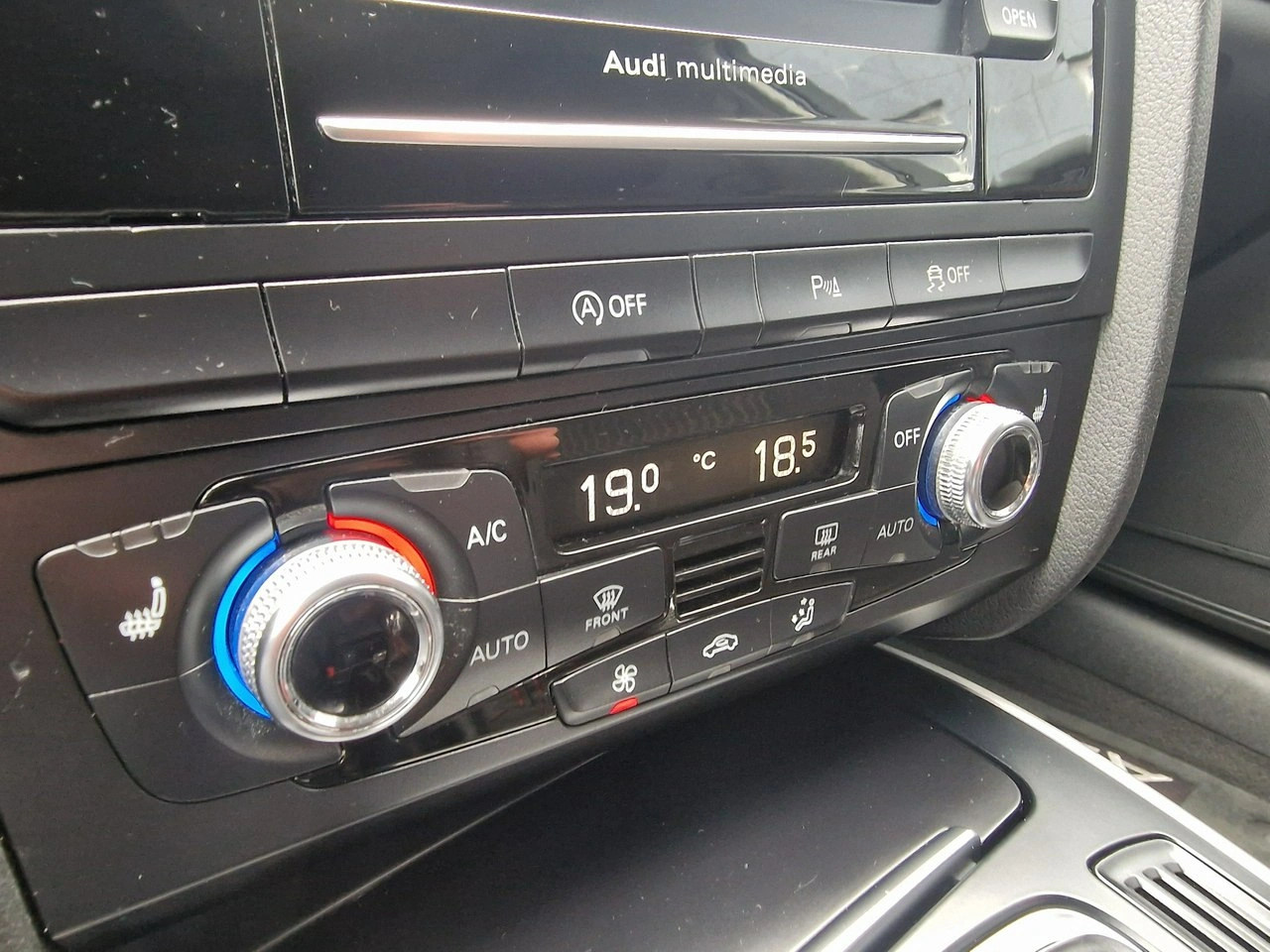Audi A4 - Zdjęcie 26