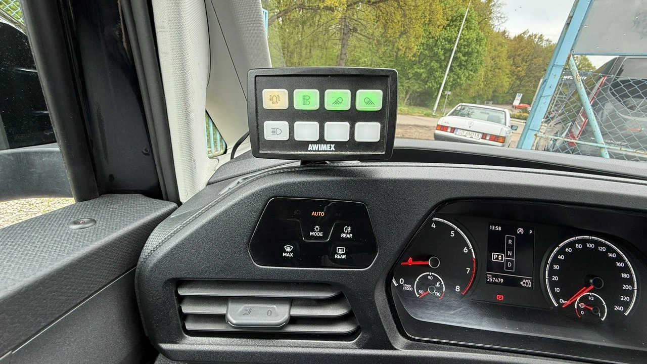 Volkswagen Caddy - Zdjęcie 25