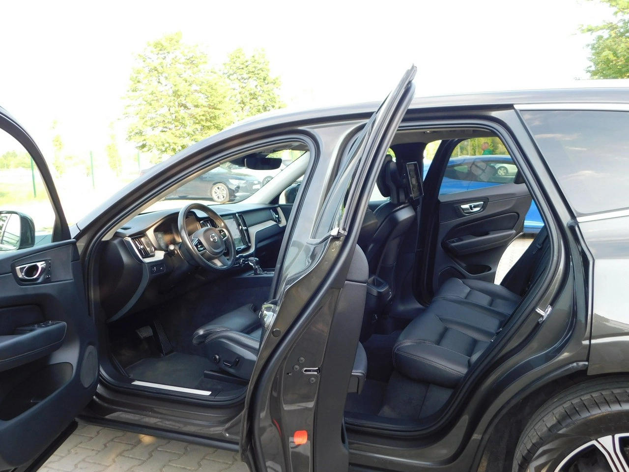 Volvo XC 60 - Zdjęcie 9