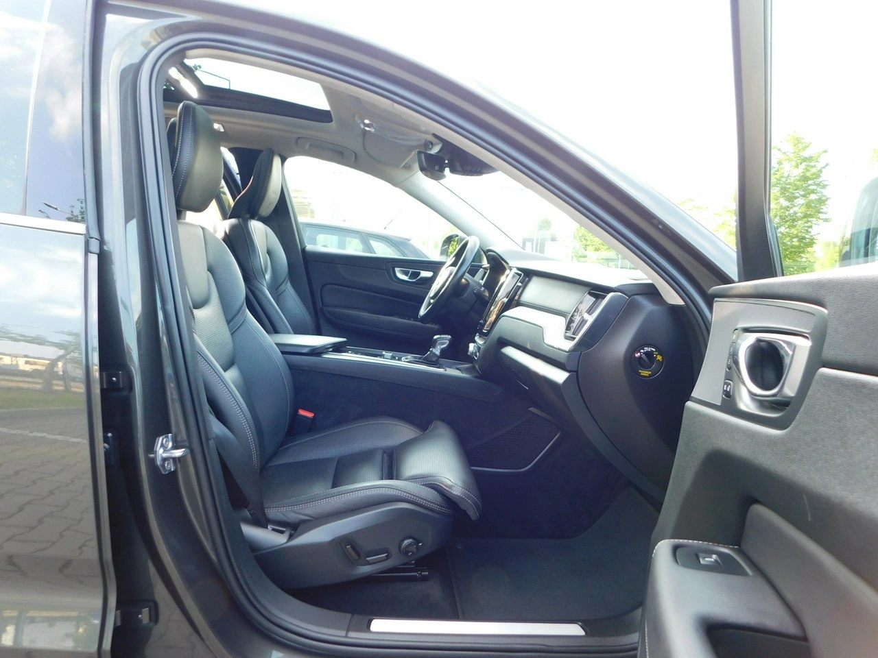 Volvo XC 60 - Zdjęcie 13