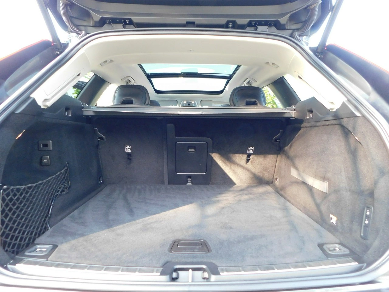 Volvo XC 60 - Zdjęcie 15