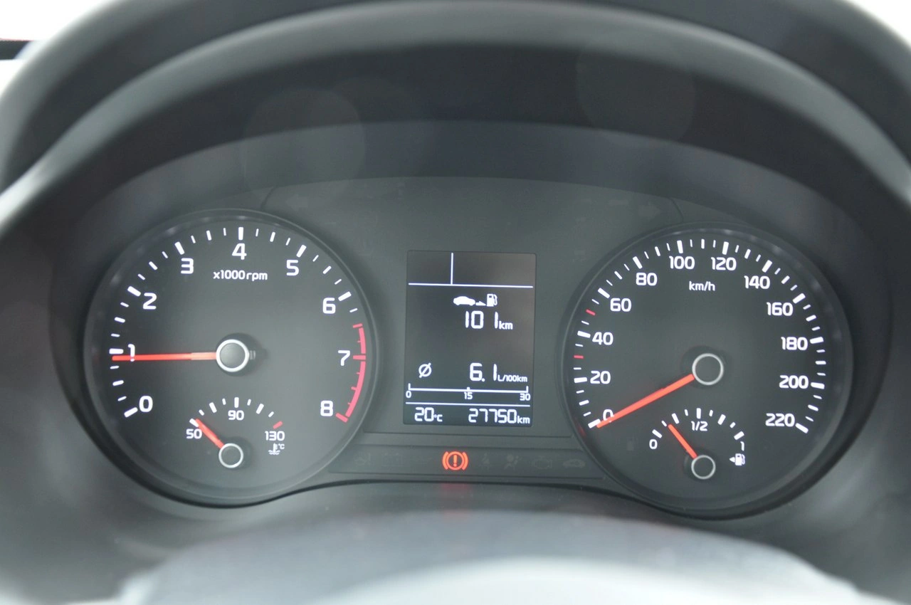 Kia Stonic - Zdjęcie 11