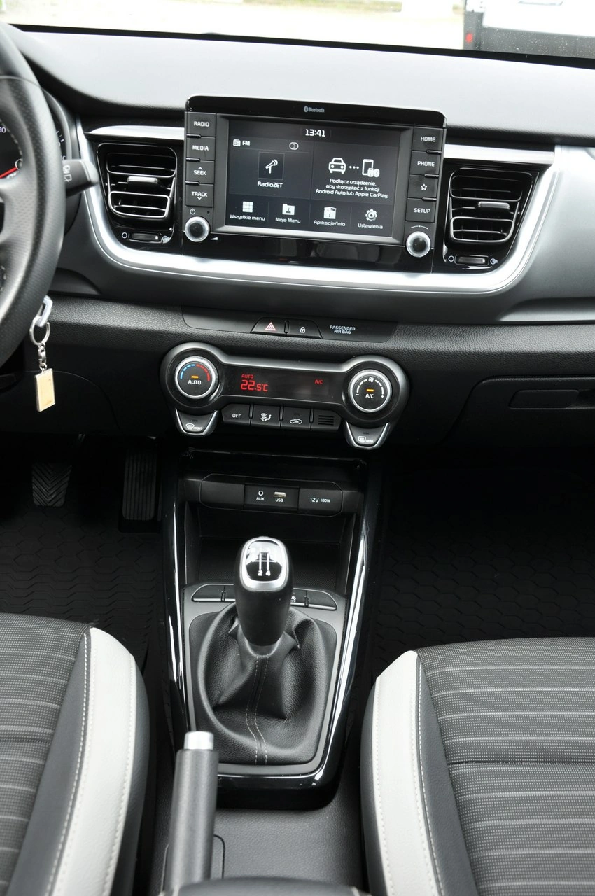 Kia Stonic - Zdjęcie 19