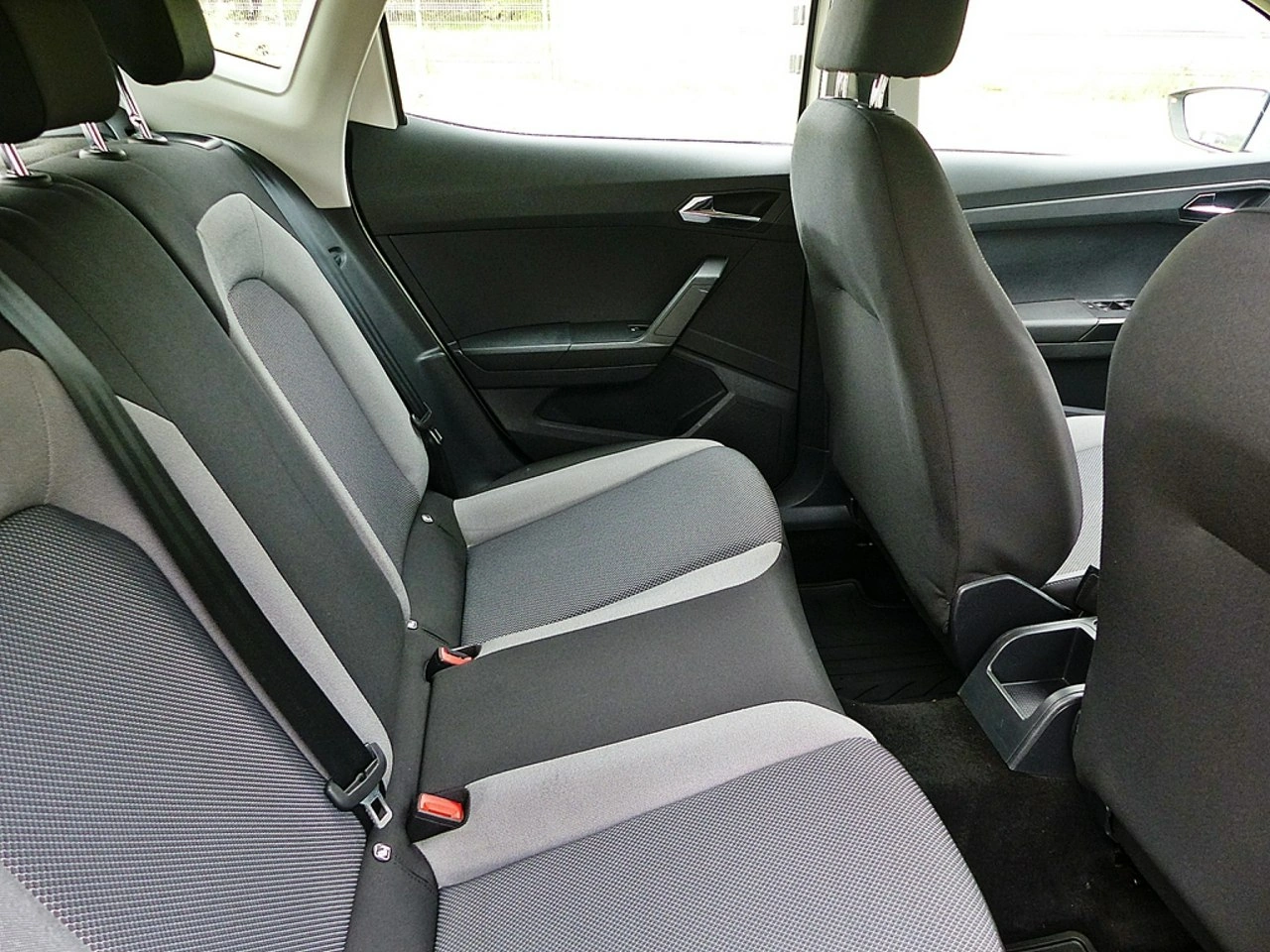 Seat Ibiza - Zdjęcie 22