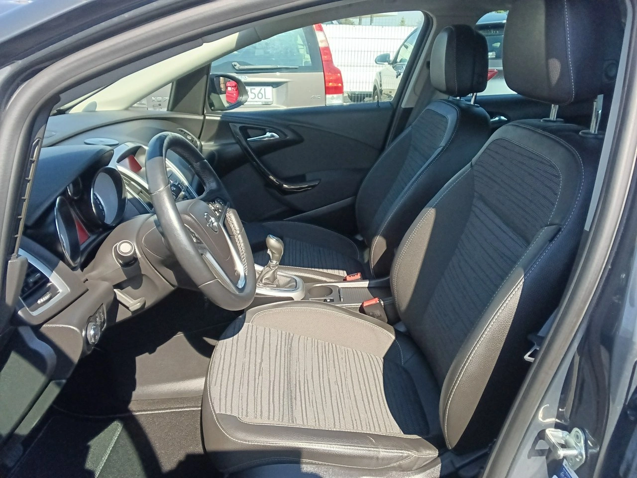 Opel Astra - Zdjęcie 11