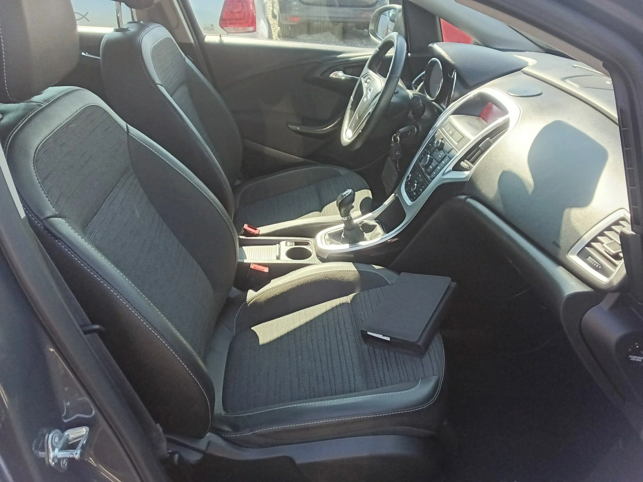 Opel Astra - Zdjęcie 13
