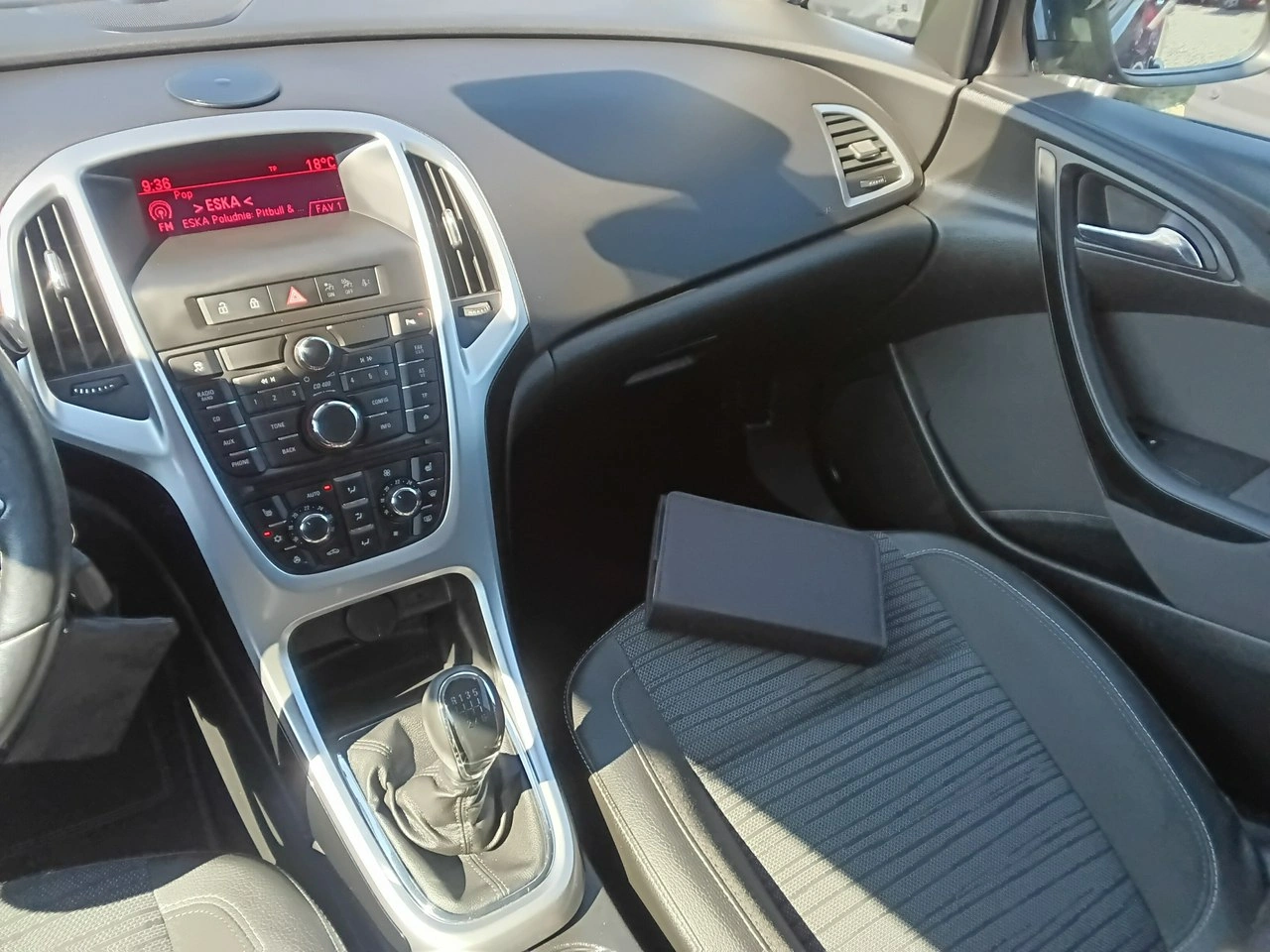 Opel Astra - Zdjęcie 14