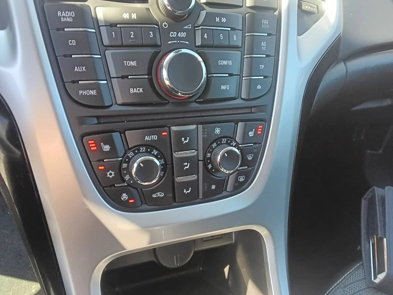 Opel Astra - Zdjęcie 15